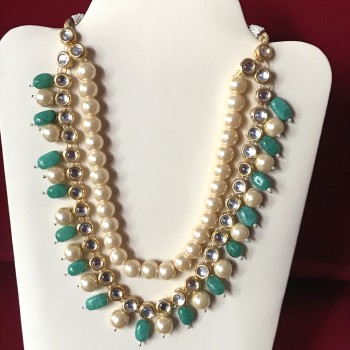 Jadau Necklace In Emerald And Pearls
