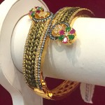Exclusive Gold Plated Bracelet for Women For Party and Wedding purpose