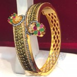 Exclusive Gold Plated Bracelet for Women For Party and Wedding purpose