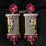 A INDIAN TRADITIONAL TOUCH WEDDING WEAR AD EARRING