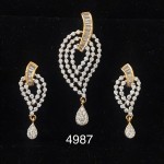 Beautiful Designer Pendant Set in American Diamond