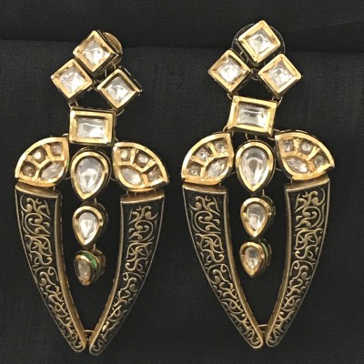 MAHARANI (PRINCESS) STYLE VINTAGE KUNDAN JEWELRY WITH WHITE POLKI HANDEMADE WORK EARRING