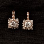 STYLISH EARRING IN ROSE GOLD COLOR WITH AD