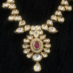 INDIAN TRADITIONAL KUNDAN WEDDING NECKLACE STUDDED WHITE POLKI