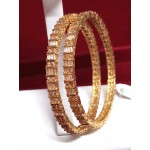 Beautiful Bangle with Cubic Zircon in Elegant Look